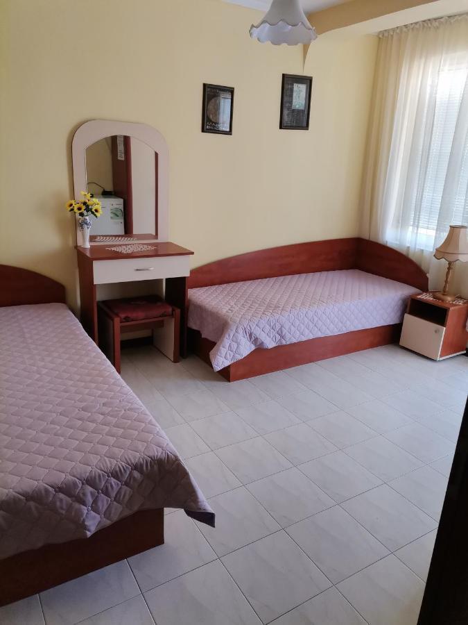 Guest House Konomaevi Sozopol Luaran gambar